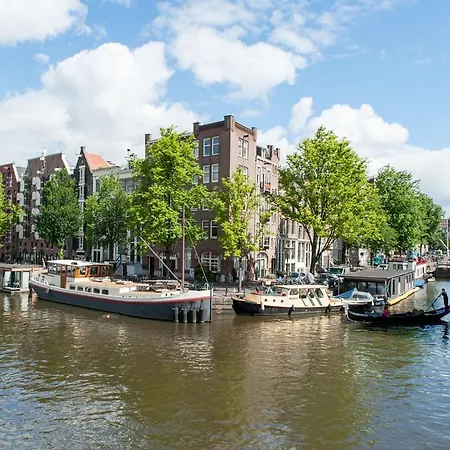 Romantic West Houseboat *